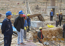 南仁東到艙停靠平臺施工現場指導工作