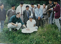 Fast選址期間的南仁東